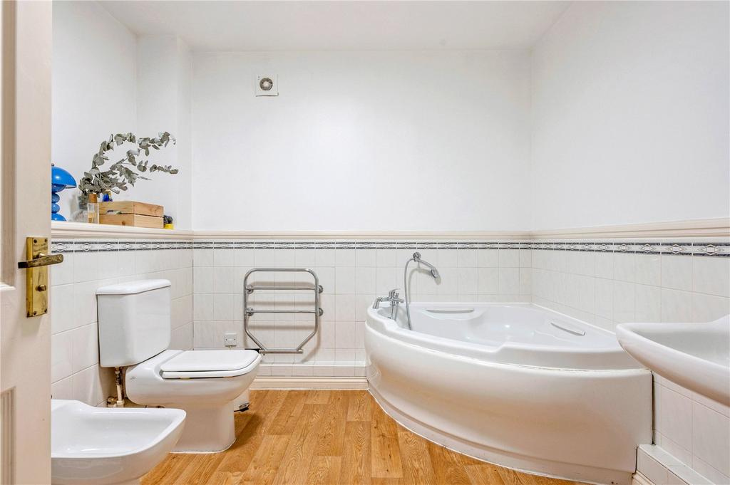En Suite Bedroom