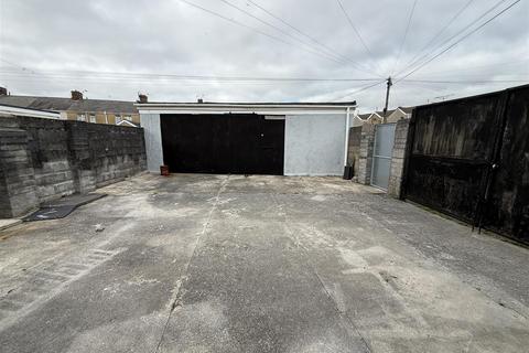 3 bedroom end of terrace house for sale, Havelock Street, Llanelli