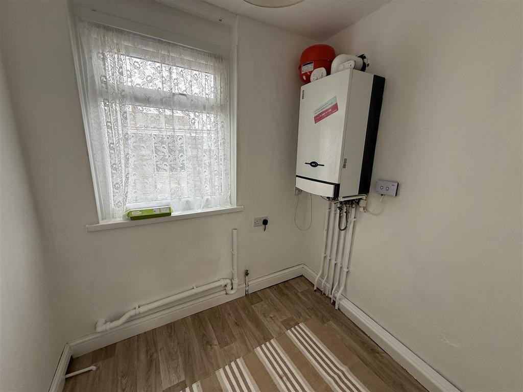 Downstairs Wc/utility