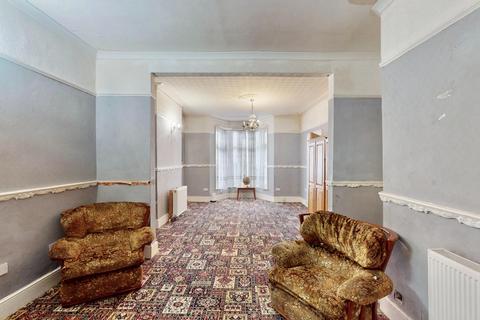 3 bedroom terraced house for sale, St. Albans Road, Ilford, IG3