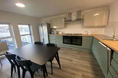 6 bedroom flat to rent, 10 Lisson Grove, Plymouth PL4