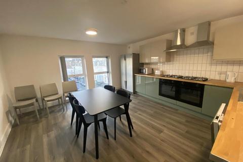 6 bedroom flat to rent, 10 Lisson Grove, Plymouth PL4