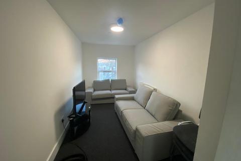 6 bedroom flat to rent, 10 Lisson Grove, Plymouth PL4