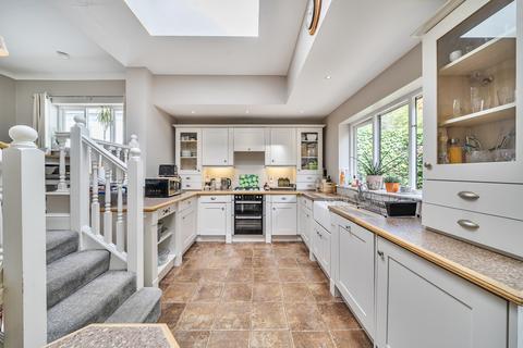4 bedroom bungalow for sale, St. Edmunds Avenue, Ruislip, Middlesex