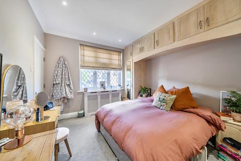 4 bedroom bungalow for sale, St. Edmunds Avenue, Ruislip, Middlesex