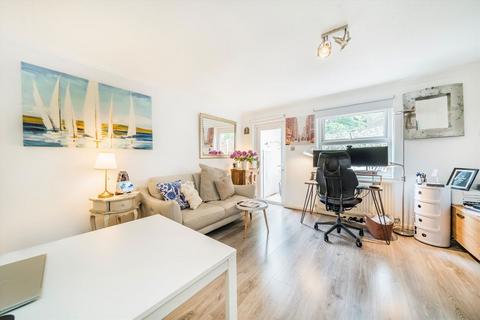 undefined, Chestnut Close, London SW16