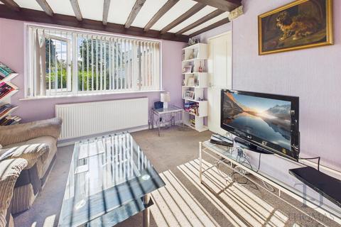 3 bedroom semi-detached house for sale, Savages Road, Ruddington, Nottingham