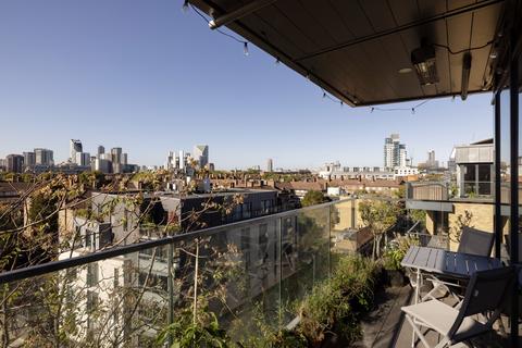 3 bedroom apartment for sale, Taper Building, Long Lane, London SE1