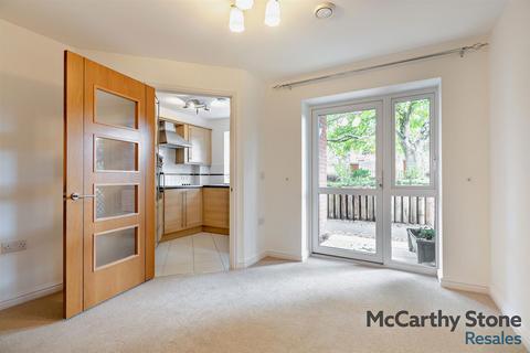 1 bedroom apartment for sale, Dukes Court, Bulford, Wellington