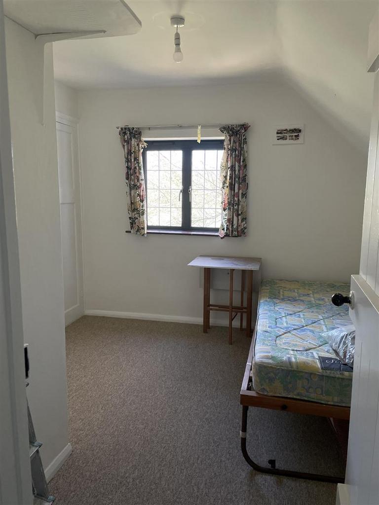 Bedroom 3.JPG