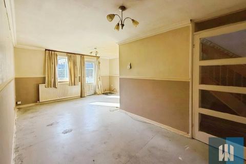 undefined, Queen Elizabeth Gardens, Springwood, Huddersfield, HD1