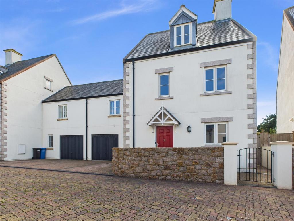 CAM05469 G0-PR0012-STILL034.jpg