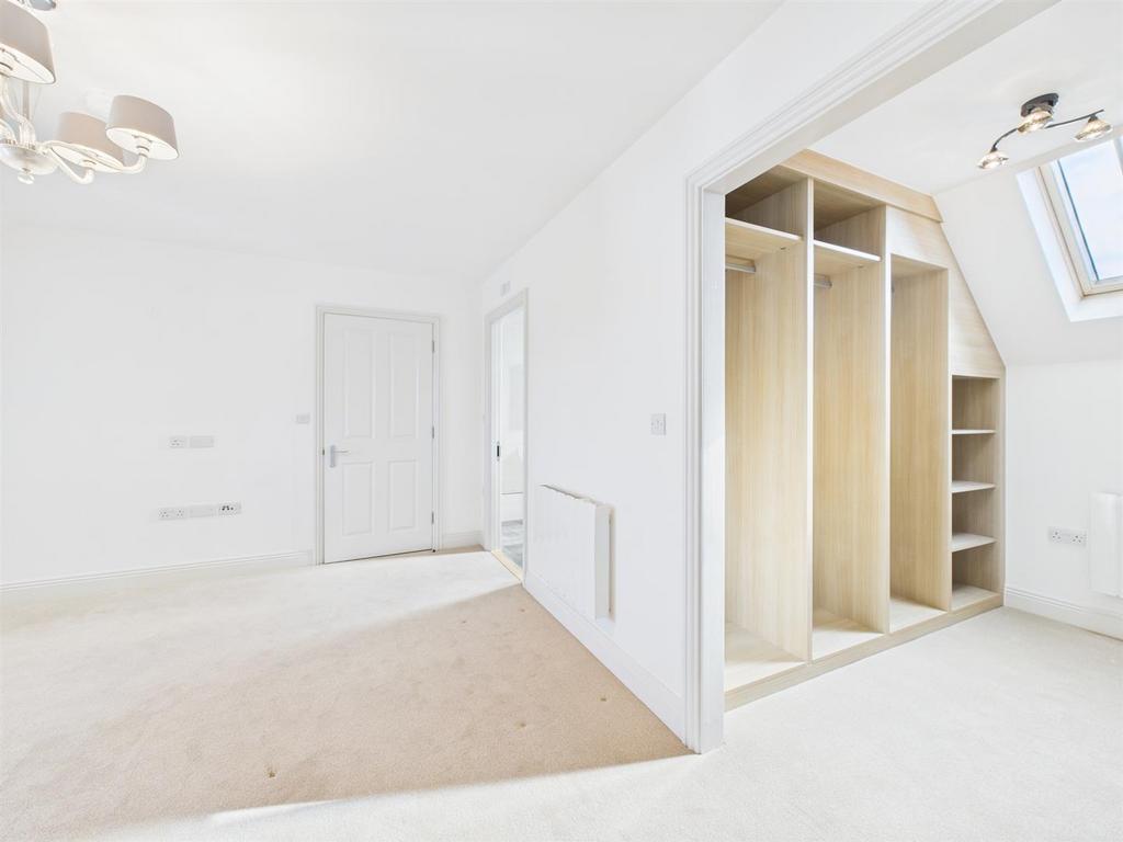 CAM05469 G0-PR0012-STILL031.jpg