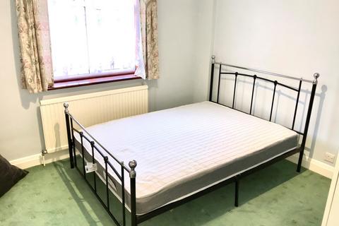 Carlton Avenue, Kenton, HA3