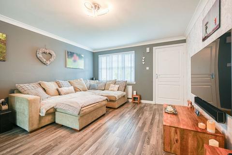 33 Bishops View, Inverness, IV3 8LJ