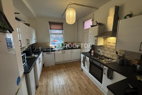undefined, Brudenell Road, Leeds LS6