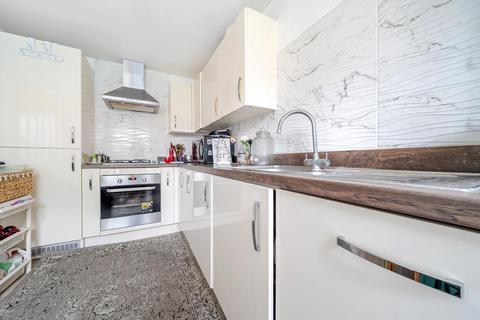 undefined, Comet Way,  Aylesbury,  HP18