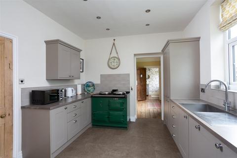 5 bedroom house for sale, Thornton Le Clay, York