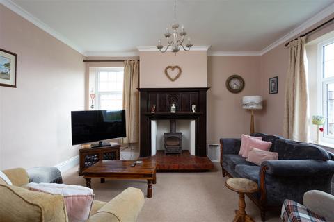 5 bedroom house for sale, Thornton Le Clay, York