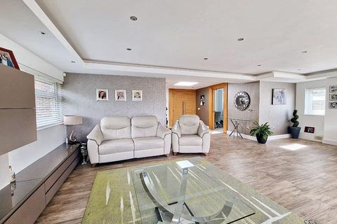 undefined, Park Lane, Salford M7
