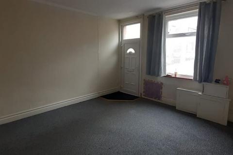2 bedroom terraced house to rent, Rochdale, Manchester OL12