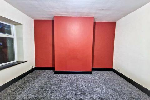 2 bedroom terraced house to rent, Farnworth, Bolton BL2