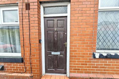 undefined, Farnworth, Bolton BL4