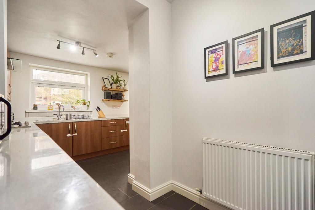 Kitchen-007.jpg