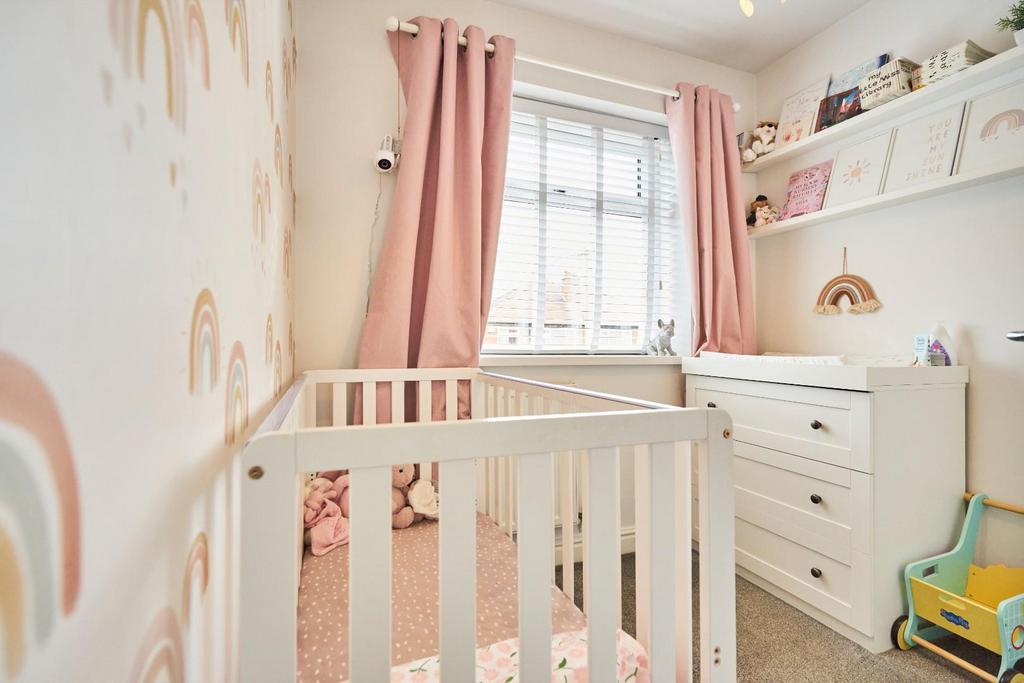 Bedroom3-001.jpg
