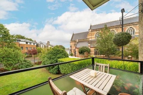 3 bedroom flat for sale, Dartmouth Park Hill, London NW5