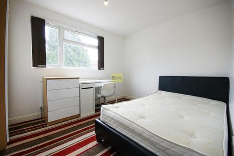 6 bedroom terraced house to rent, Dawlish Road, Birmingham B29