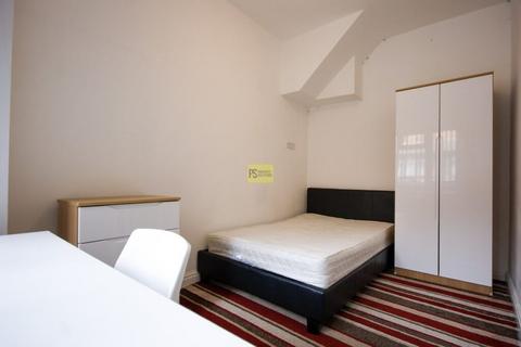 6 bedroom terraced house to rent, Dawlish Road, Birmingham B29