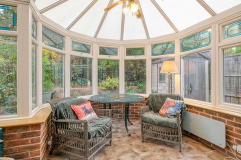 4 bedroom detached house for sale, Claverdon Close, Redditch, B97