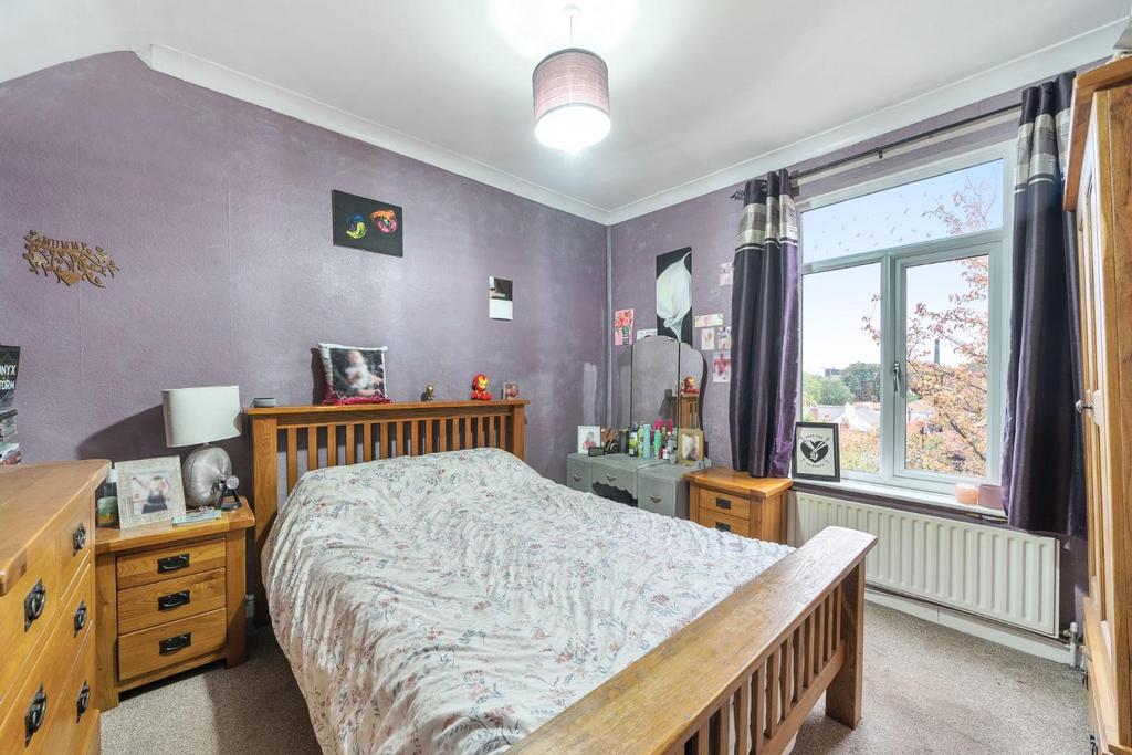 Principle bedroom.jpg