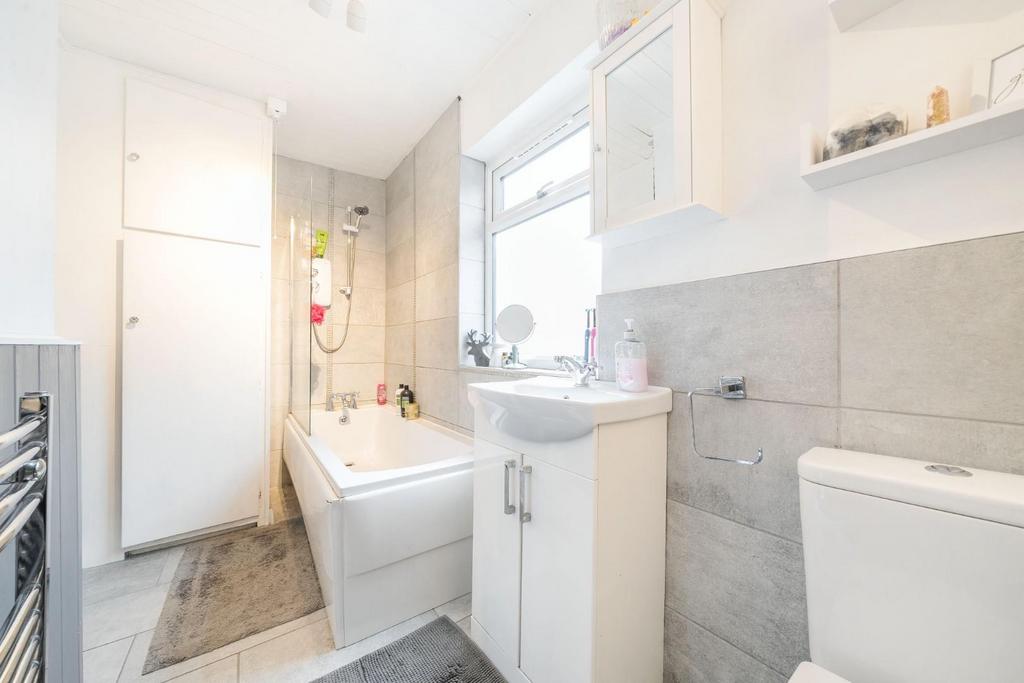 House bathroom.jpg