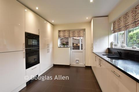 4 bedroom detached house for sale, Wakes Colne, Wickford, Essex