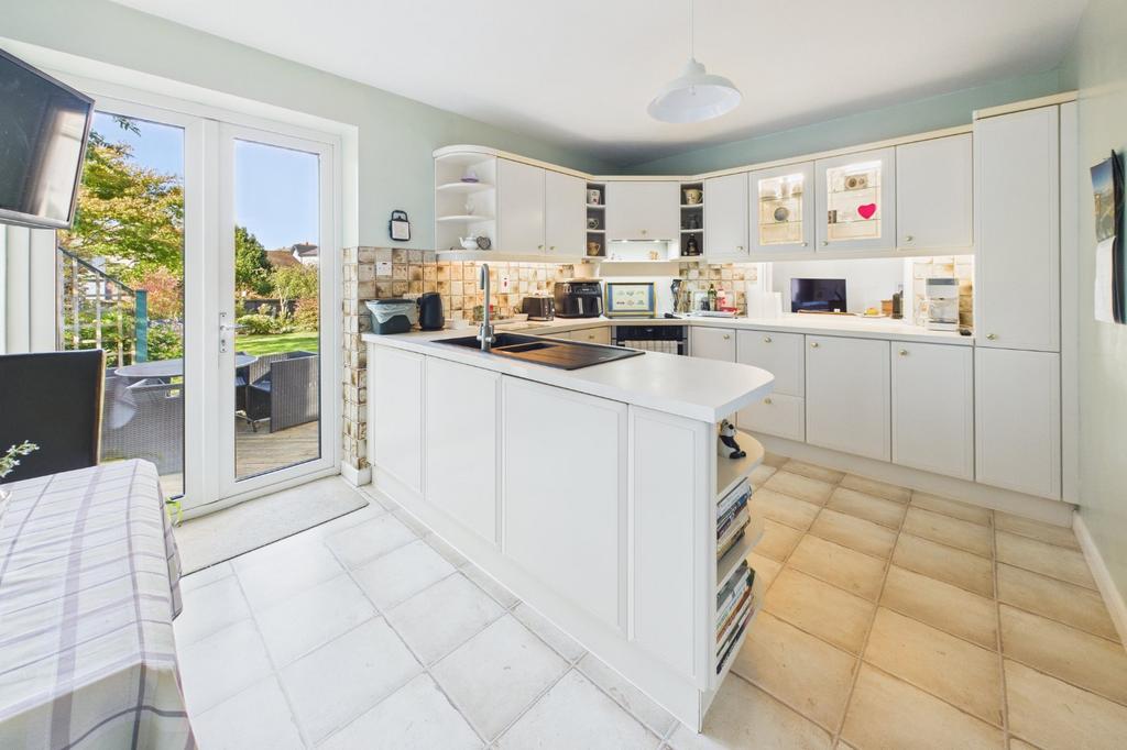 Kitchen/Breakfast