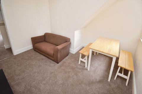 4 bedroom terraced house for sale, Earlsdon Avenue North, West Midlands CV5