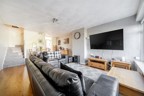 undefined, Laburnum Grove, Bognor Regis