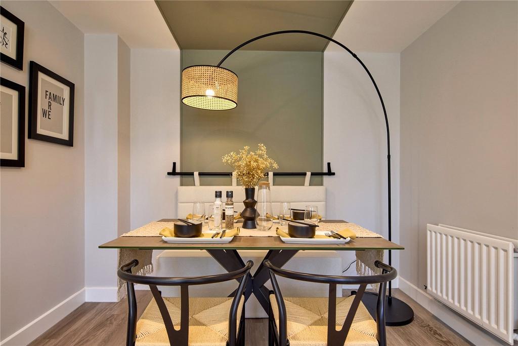 Dining Example