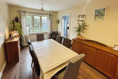 49 The Green, Rotherham, S60 3AD