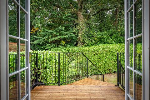 2 bedroom detached house for sale, Stoneswood Road, Oxted, Surrey, RH8