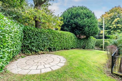 2 bedroom detached house for sale, Stoneswood Road, Oxted, Surrey, RH8