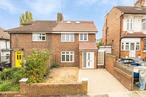 undefined, Halliwick Road, London N10