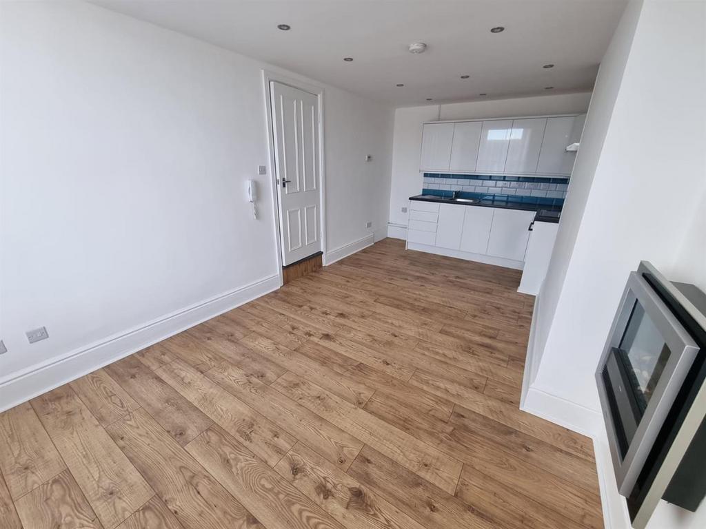 Lounge/Kitchen 1