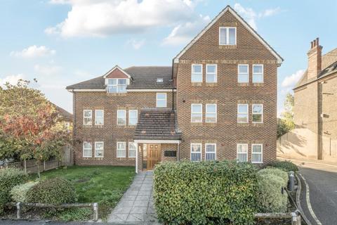 1 bedroom flat for sale, Warminster Road, London