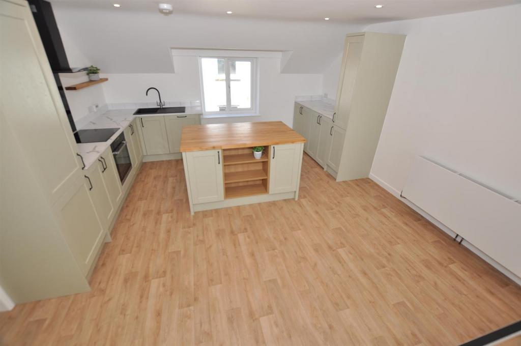 Mezzanine level/Kitchen area