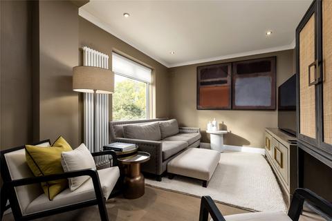 undefined, Cammo Grove, Edinburgh