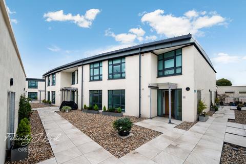 Welland, Greenwich, London, SE10 9HB