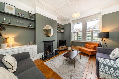 2 bedroom flat for sale, Mount Ephraim Lane, London SW16